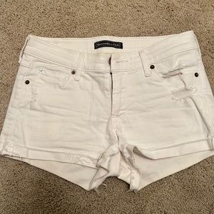 Abercrombie & Fitch Low Rise Shorts Distressed Size 24